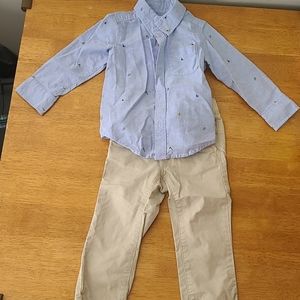 Old navy sailboat ⛵ Oxford shirt and khaki pants